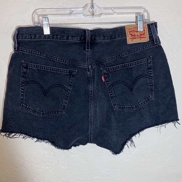 Levi’s 501 high waist black cut off shorts - Picture 1 of 7
